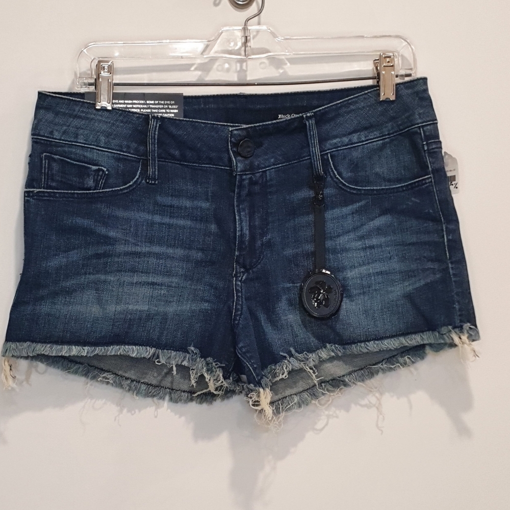 NWT Black Orchid raw hem stretch denim jean shorts, size 29